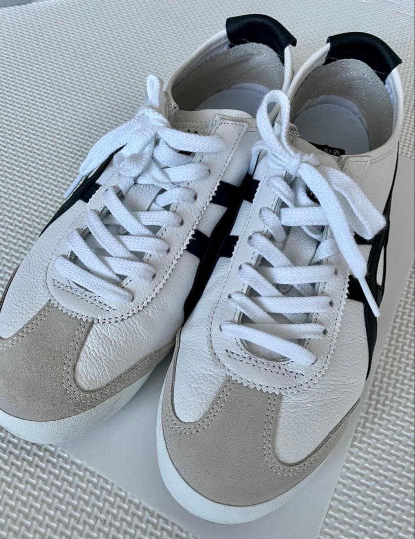 超美品！Onitsuka Tiger MEXICO66 ホワイト/ブラック