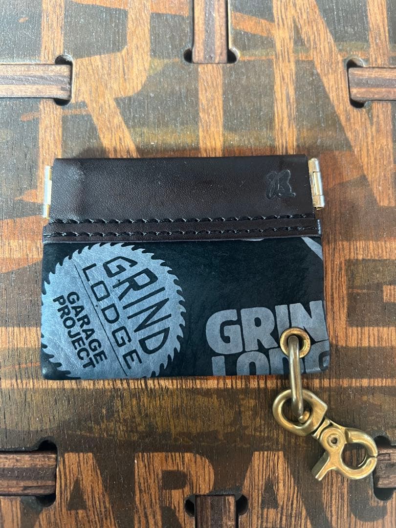 GRINDLODGE × Boab LEATHER WORKS ケース