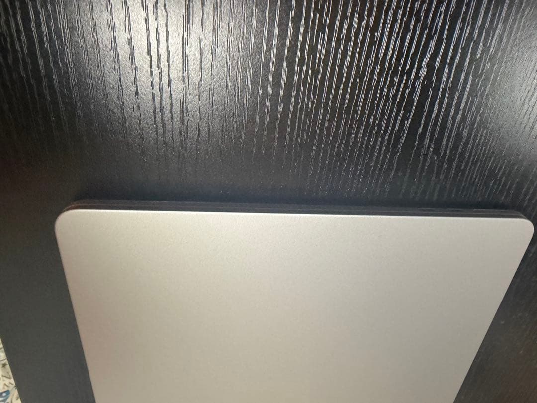 Apple MacBook air M3 13.6インチメモリ16G 256G