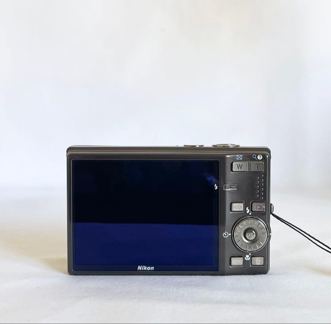 【完動品】Nikon Coolpix S710 デジタルカメラ 動作確認済み