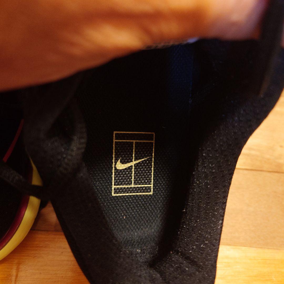 ナイキ　コートズームヴェイパー9.5　ほぼ未使用品、箱無し