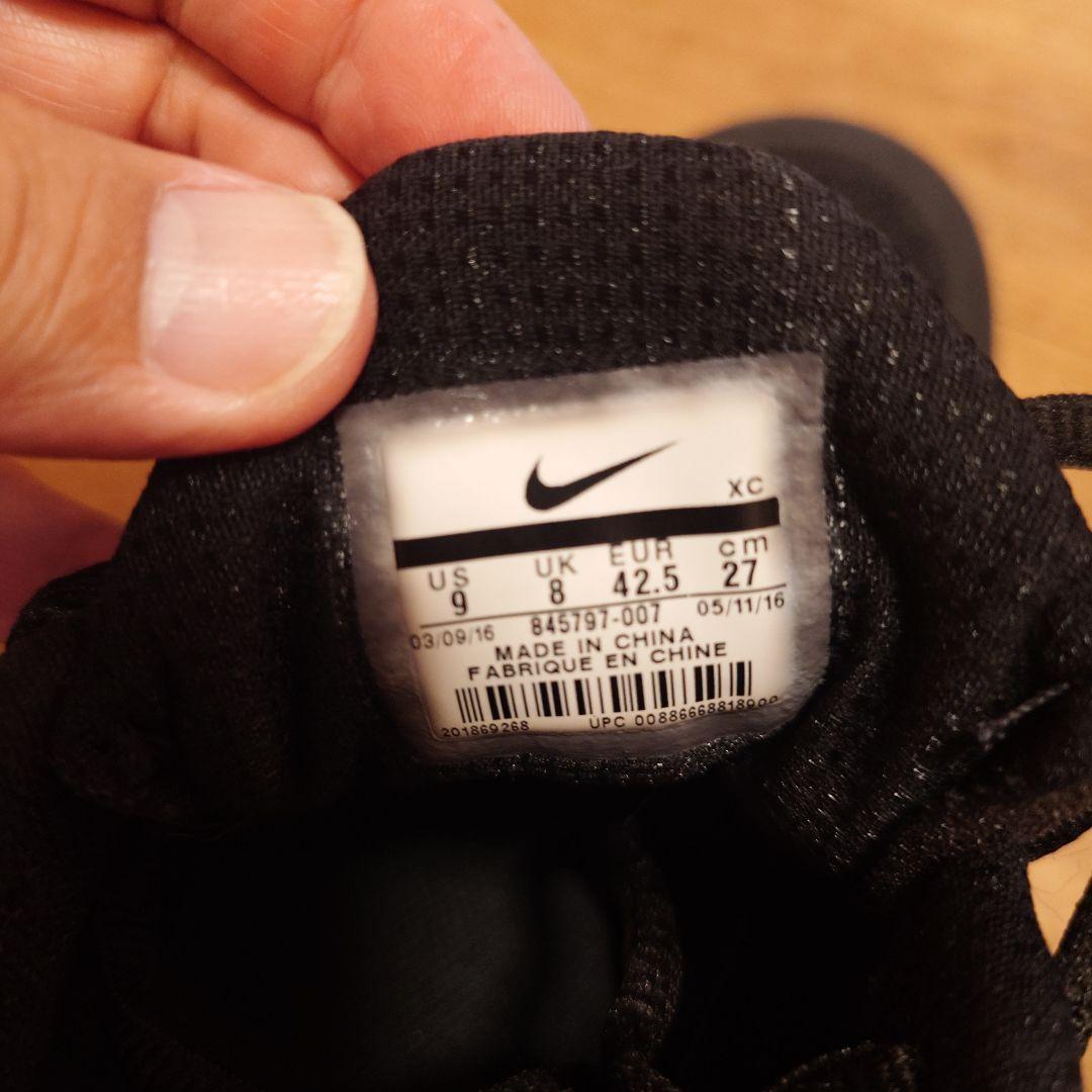 ナイキ　コートズームヴェイパー9.5　ほぼ未使用品、箱無し