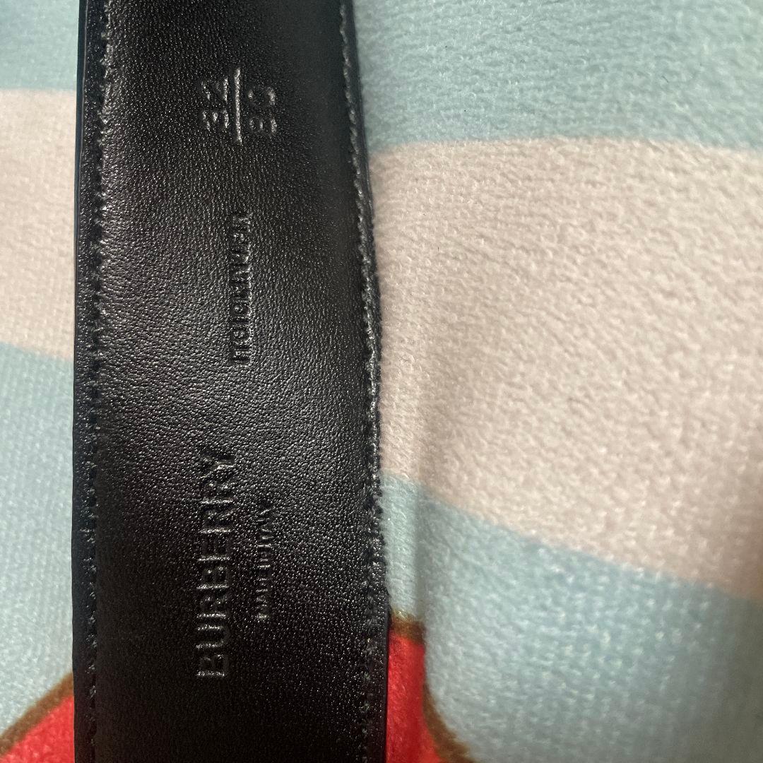 Burberry レザーベルト