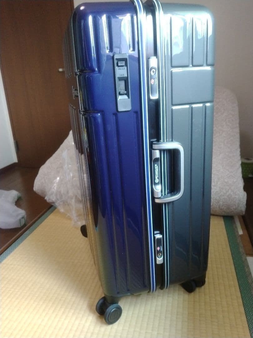 SKYL ス－ツケース SK-0835-69　色ネ－ビ/ガンメタ