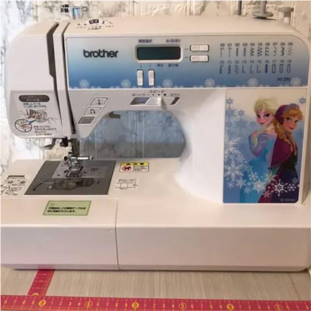 ブラザーコンピュータミシンAF200 中古　アナ雪モデル　希少機種