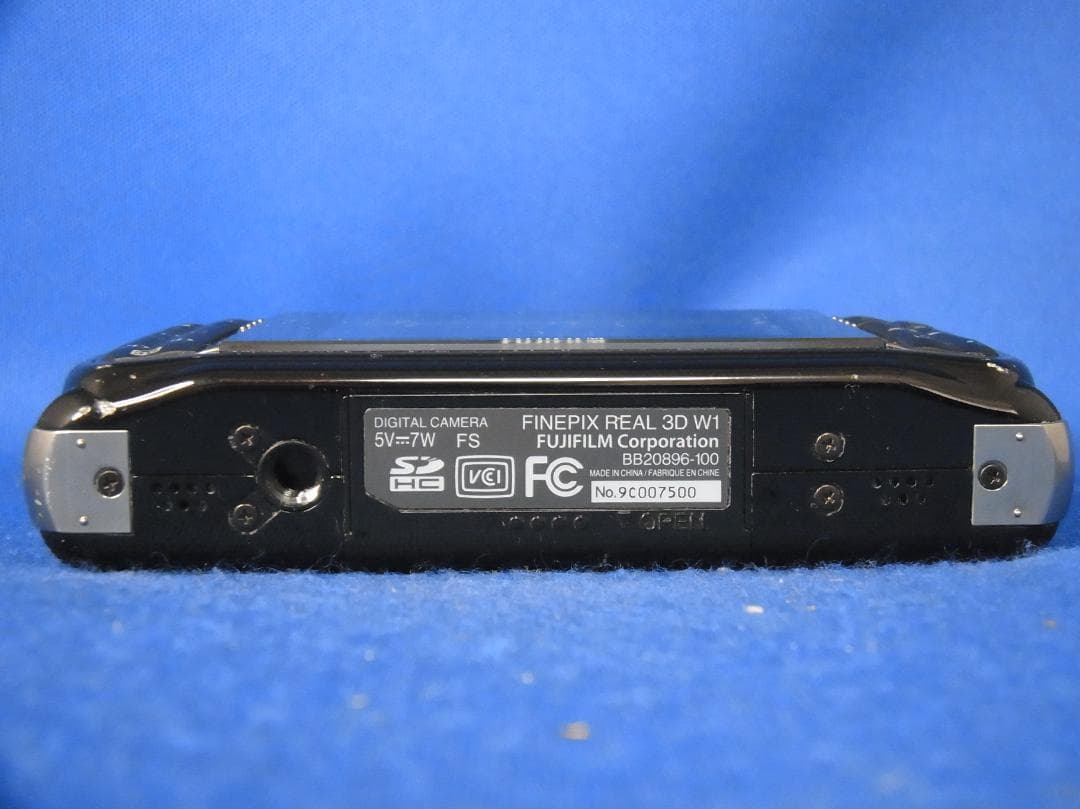 #3265 FINEPIX REAL 3D W1 FUJIFILM 3D映像撮影