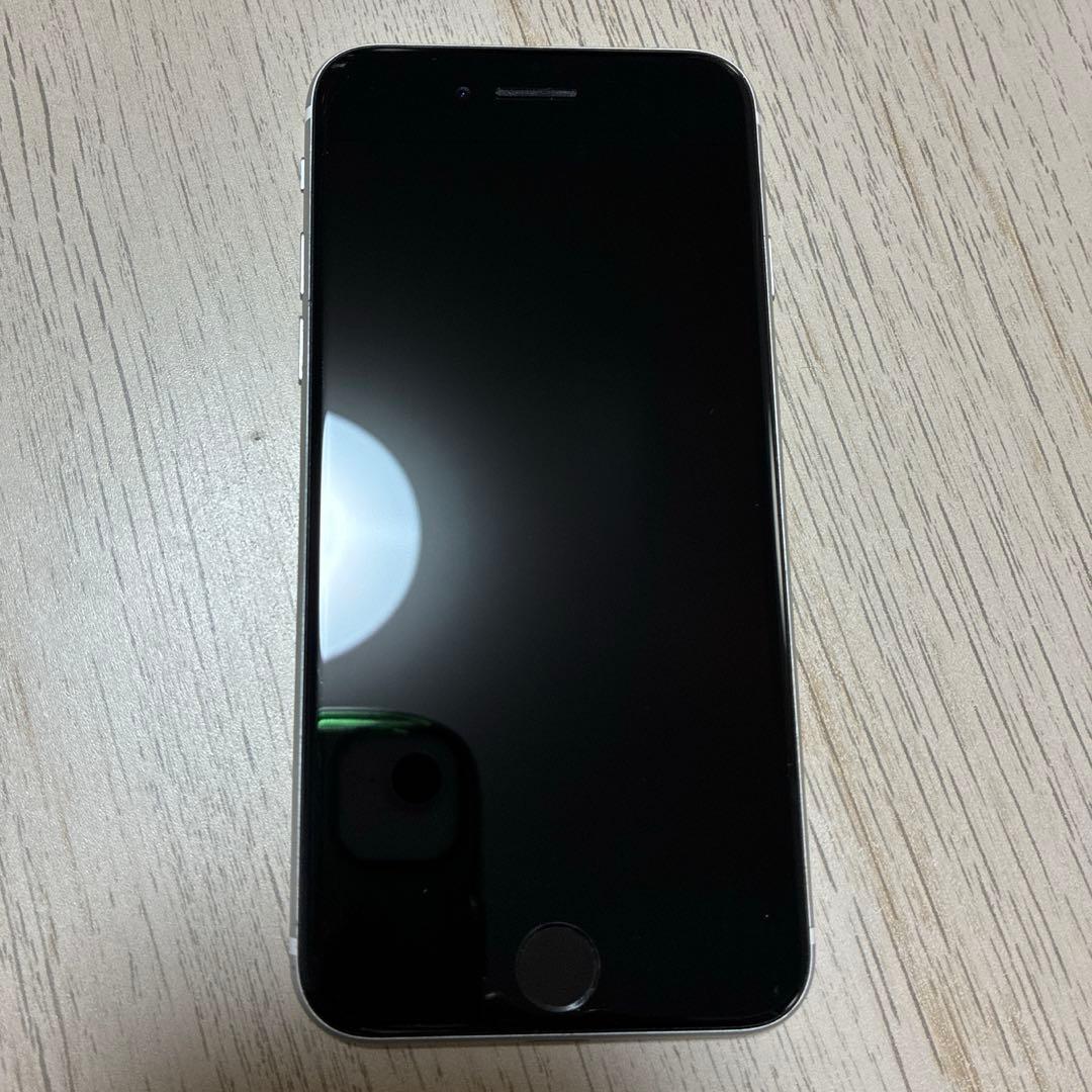 ジャンク iPhone SE第2世代128GBホワイト 本体