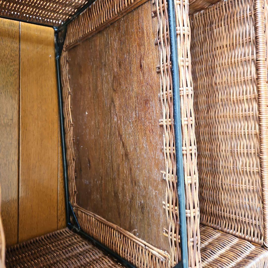 ラタン調　天然素材　アイアン　ワゴン　ラック　キャスター付き　花台　３段