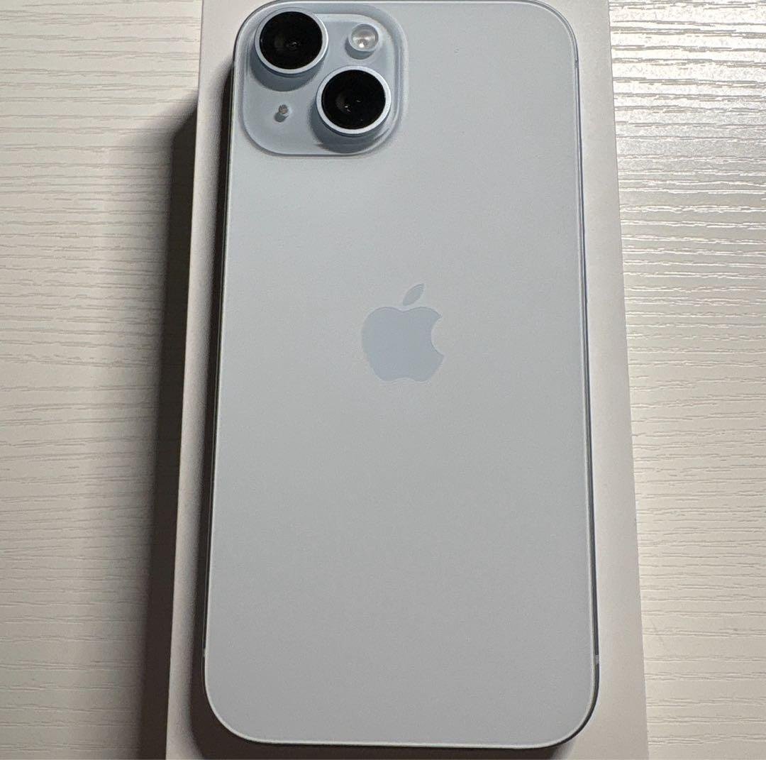 iPhone15 128GB ブルー SIMフリー 極美品