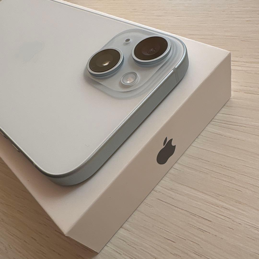 iPhone15 128GB ブルー SIMフリー 極美品