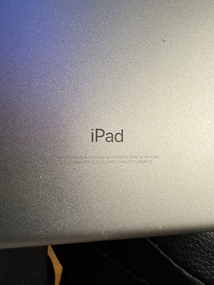 Apple iPad (第５世代) 32GB シルバー