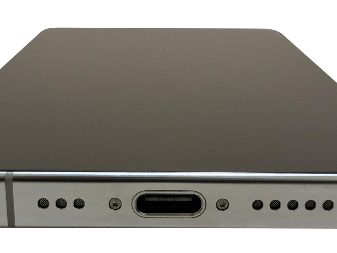 【極美品】iPhone 16 Pro 512GB SIMフリー + 付属品