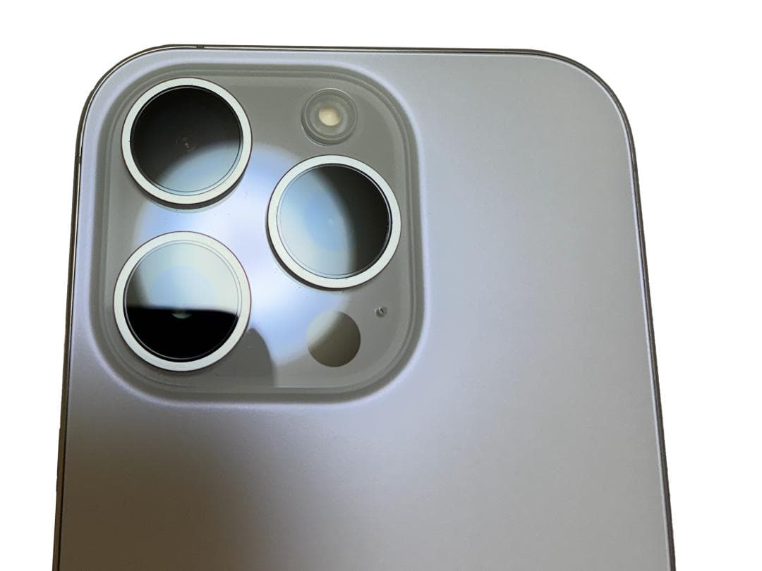 【極美品】iPhone 16 Pro 512GB SIMフリー + 付属品