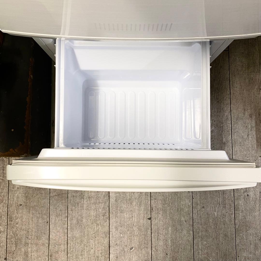 どっちも付け替えドアだから引越しでも連れて行きやすい♪2ドア冷凍冷蔵庫137L