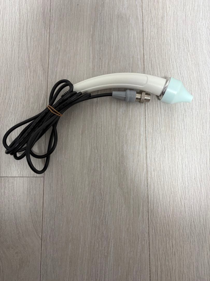 本日限定お値引き‼️業務用美顔器 3機能　セブンビューティー毛穴洗浄タルミ引き締め