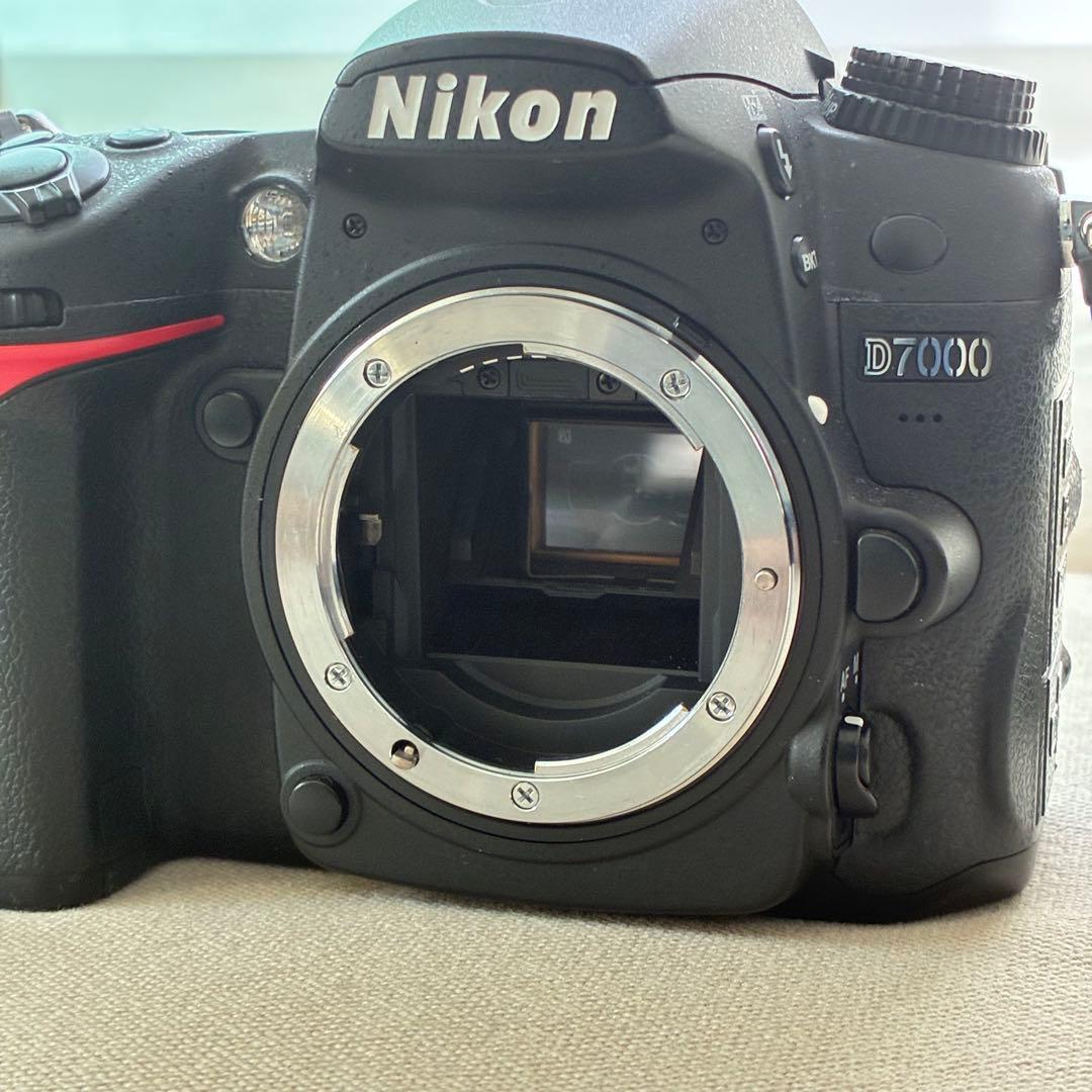 NIKON D7000 本体　ボディ