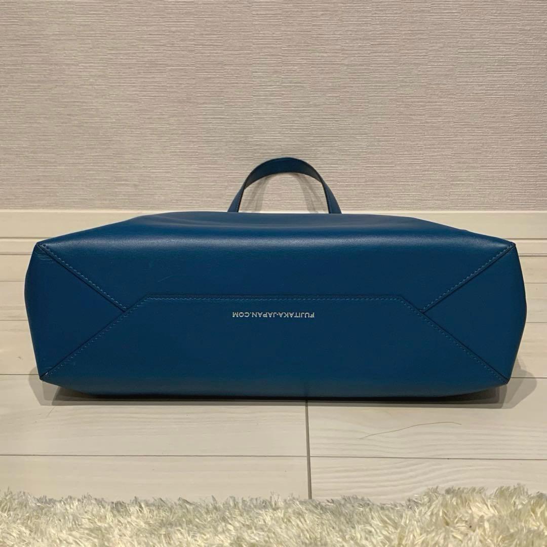 美品✨フジタカ ショッパー トートバッグ レザーロゴ型押し A4可 ブルー