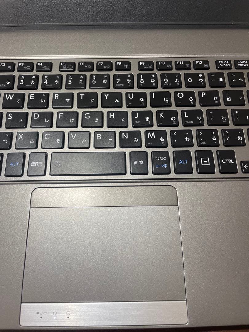 TOSHIBA dynabook R63 ノートPC　i5 7300U 16GB