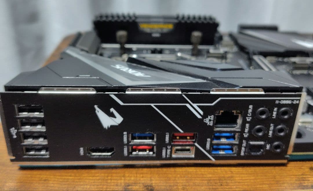 i-9 9900k,Z390M/B,64GB,CPU簡易水冷【win11対応】