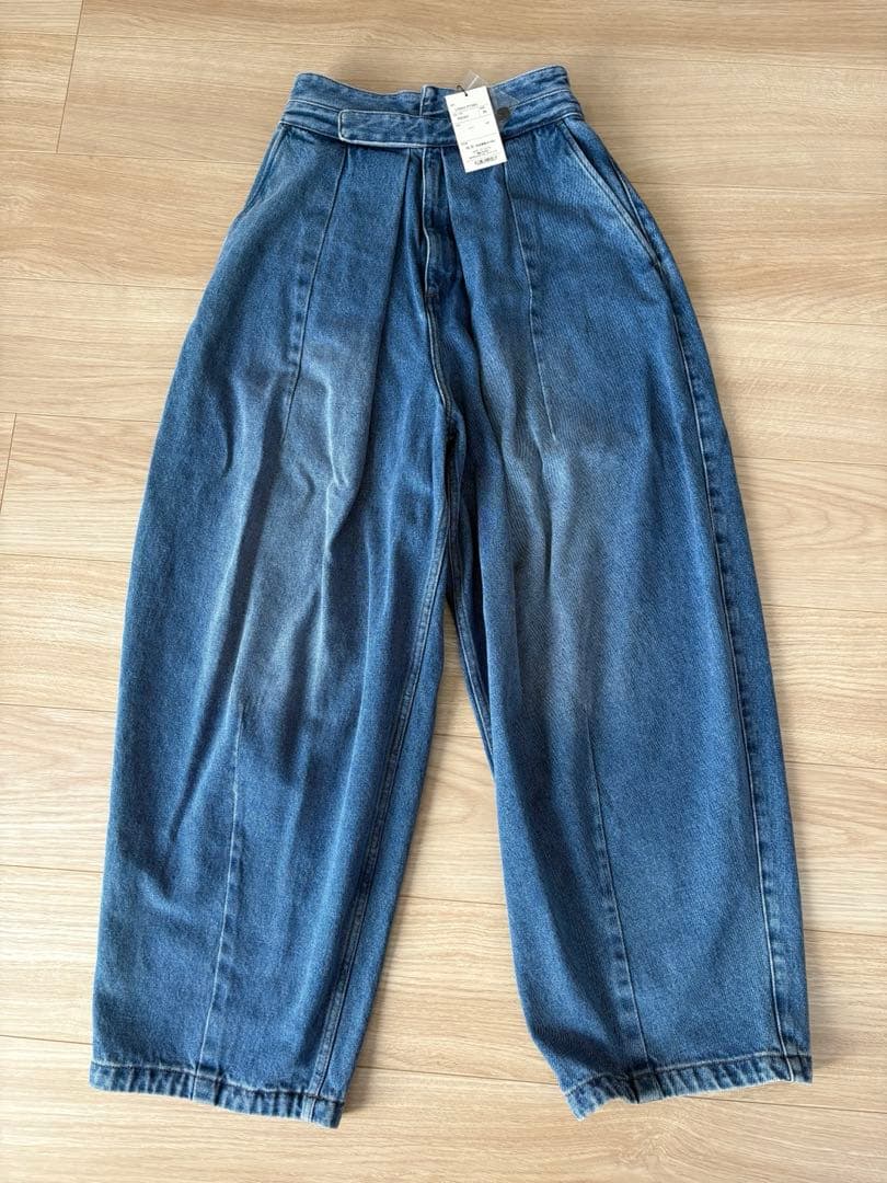 ★ erika ★lohen ローレン　デニム　36 新品未使用タグ付き