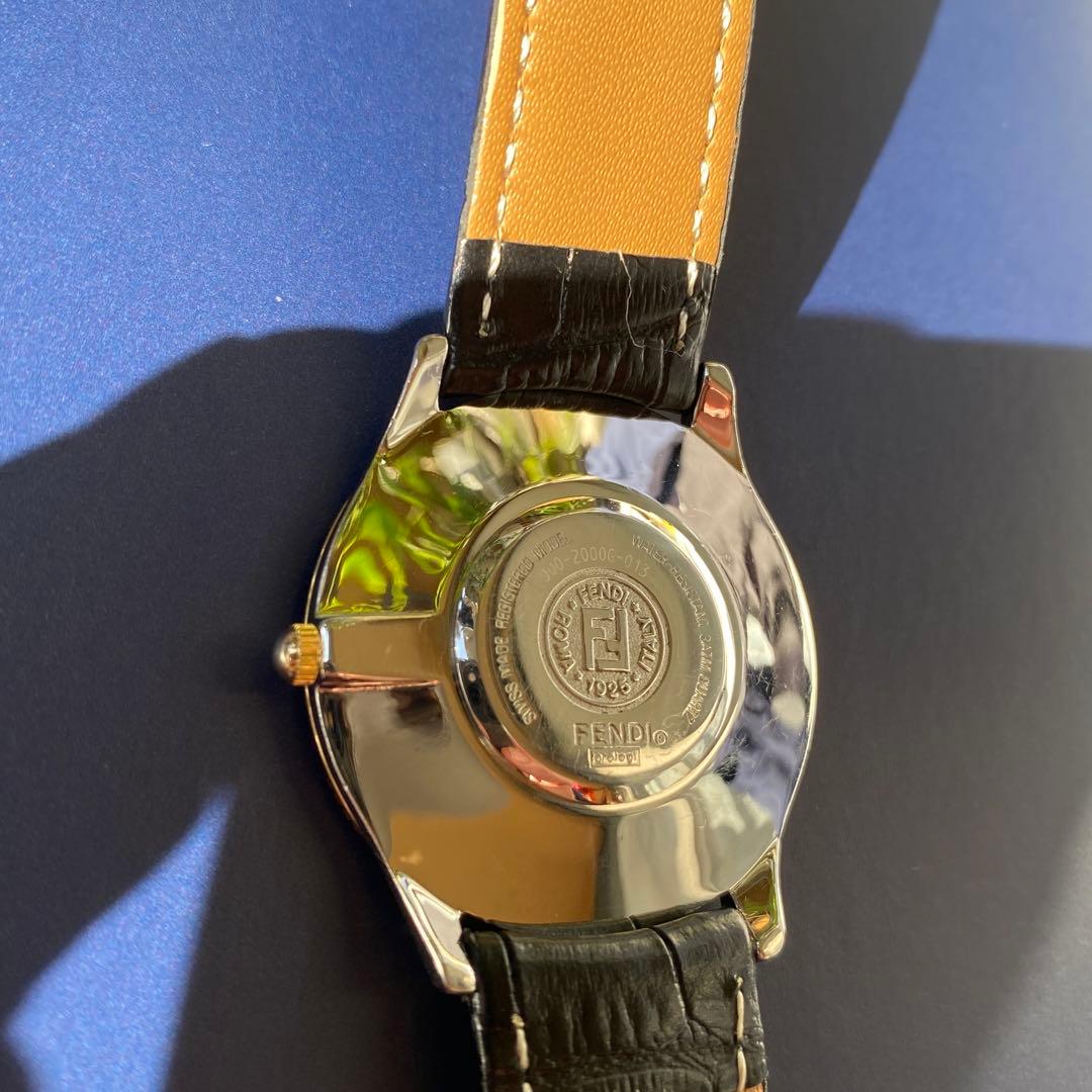 FENDI ローマ数字インデックス 時計