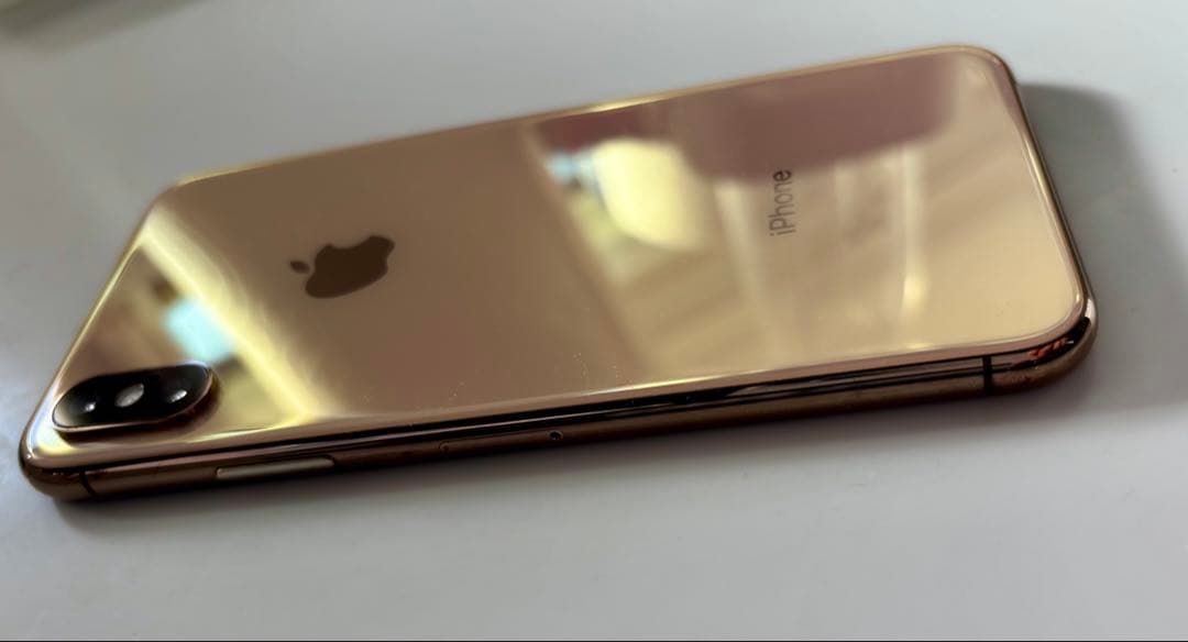 Apple iPhone XS ゴールド256GB 本体　(SIMロックなし)