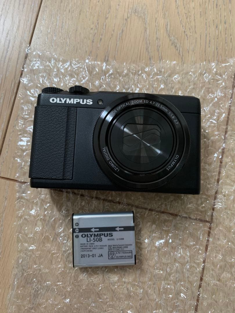 [美品]Olympus Stylus デジカメ　XZ-10