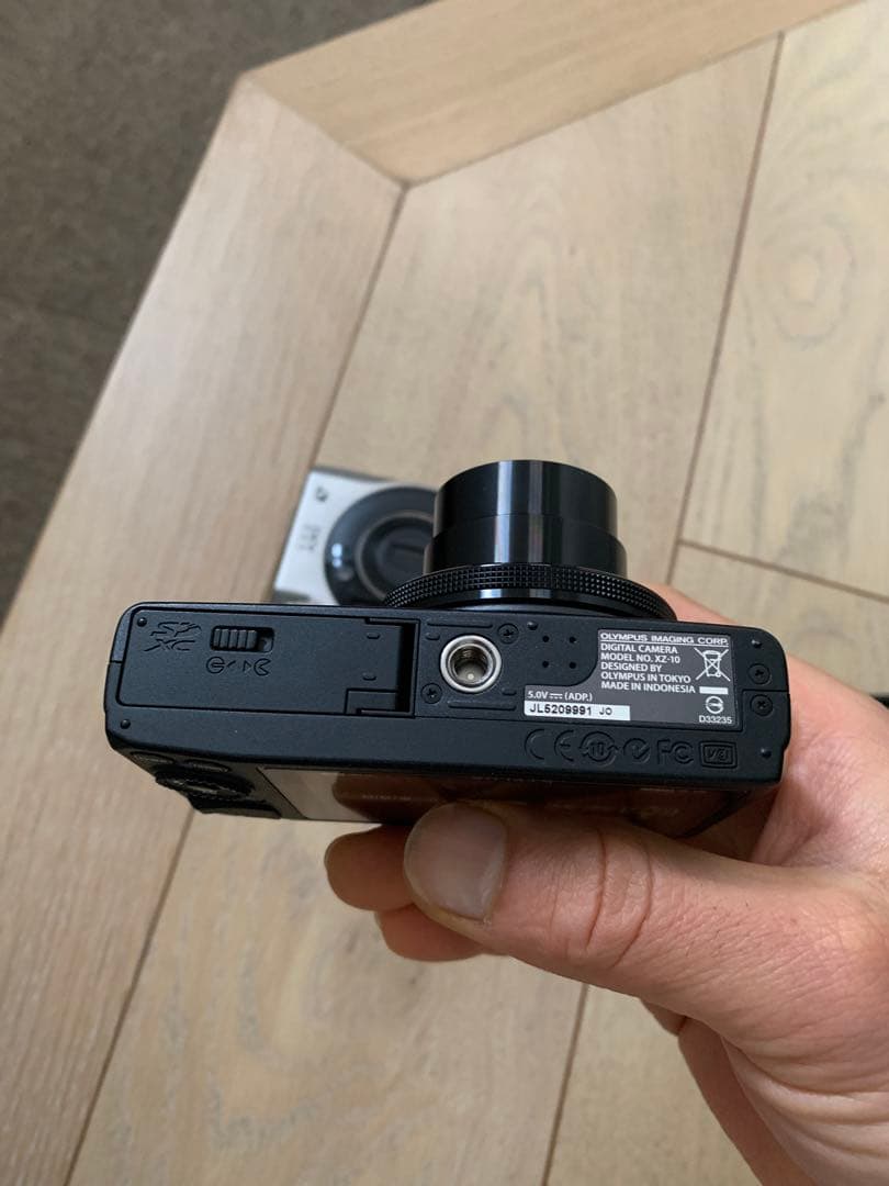 [美品]Olympus Stylus デジカメ　XZ-10