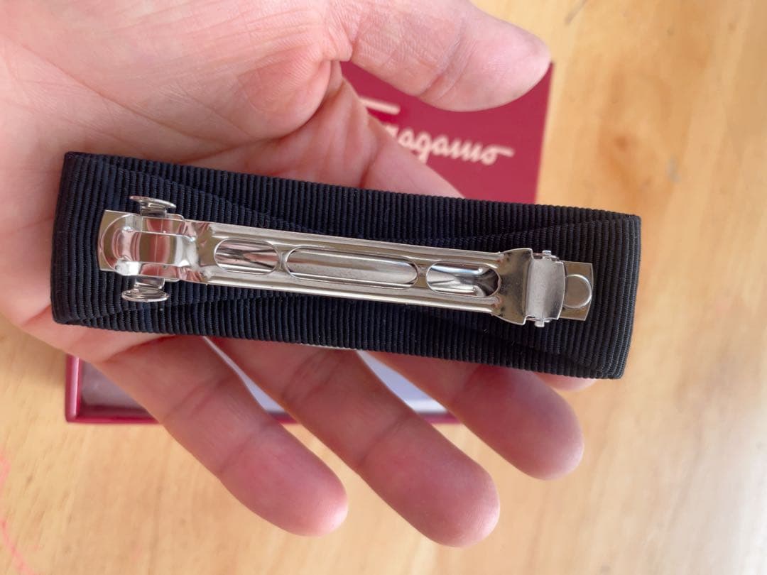 フェラガモ ヴァラ リボン バレッタ ヘアクリップ ヘアアクセサリー ブラック