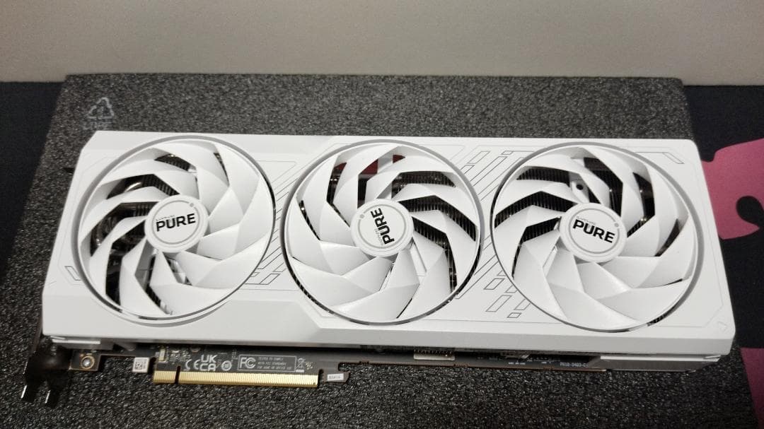 グラフィックボード・グラボ・ビデオカード SAPPHIRE PURE Radeon RX 7800 XT OC 16GB