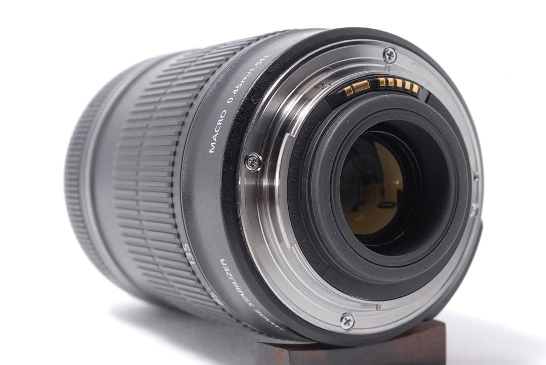 Canon EF-S 18-135mm F3.5-5.6 IS ★美品