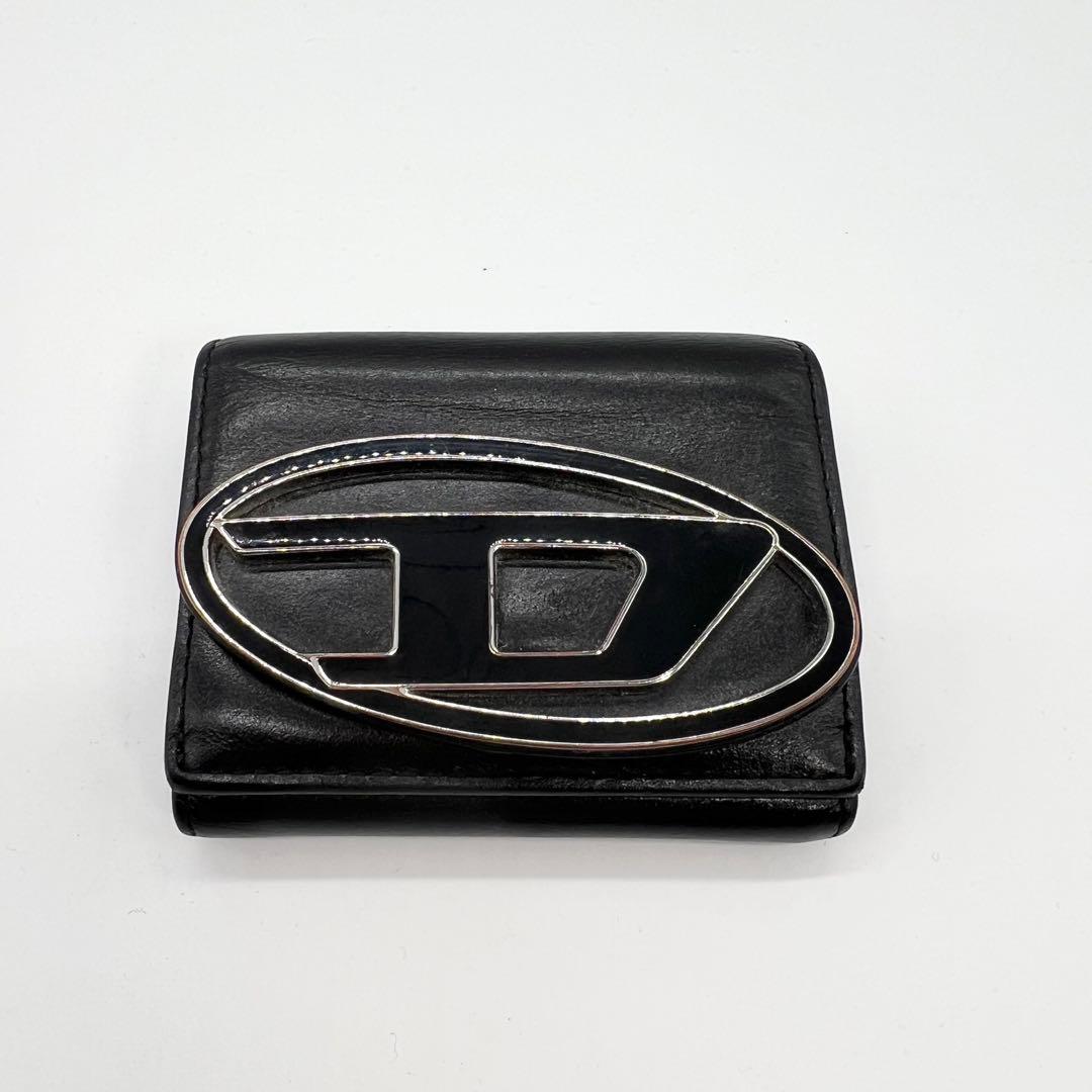 近年モデル✨DIESEL　三つ折り財布　Dロゴ　レザー　ブラック　コンパクト
