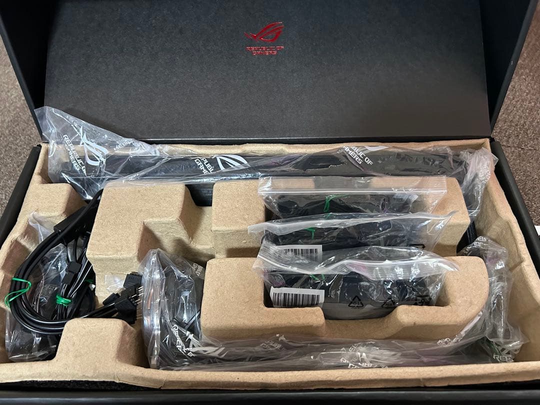 ASUS ROG STRIX LC II 360 ARGB 水冷クーラー