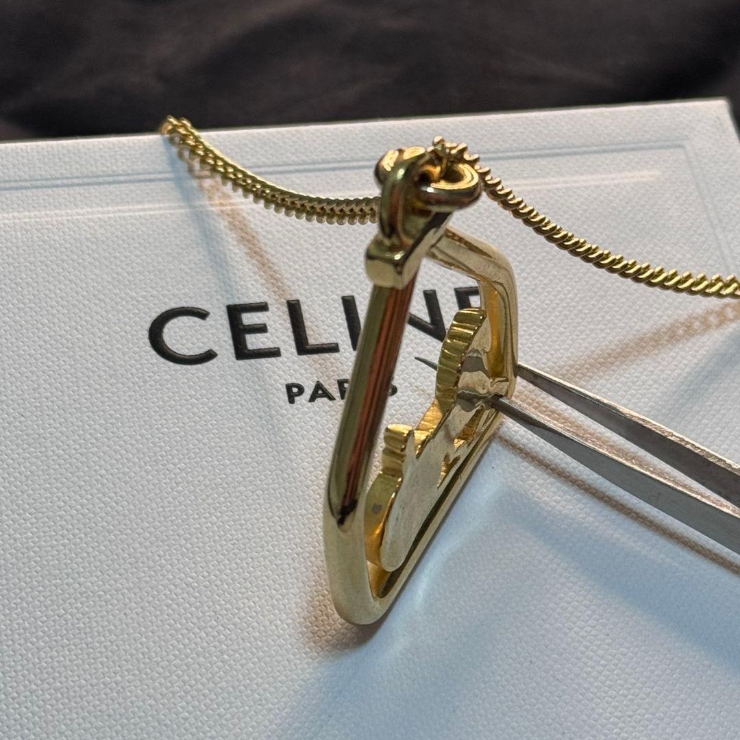 【極美品】CELINE セリーヌ 馬車ロゴ チャーム&ネックレス ゴールド