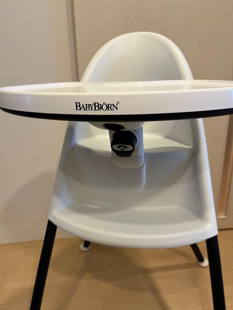超美品　BabyBjorn ベビービョルン ハイチェア　ベビーチェア　ホワイト