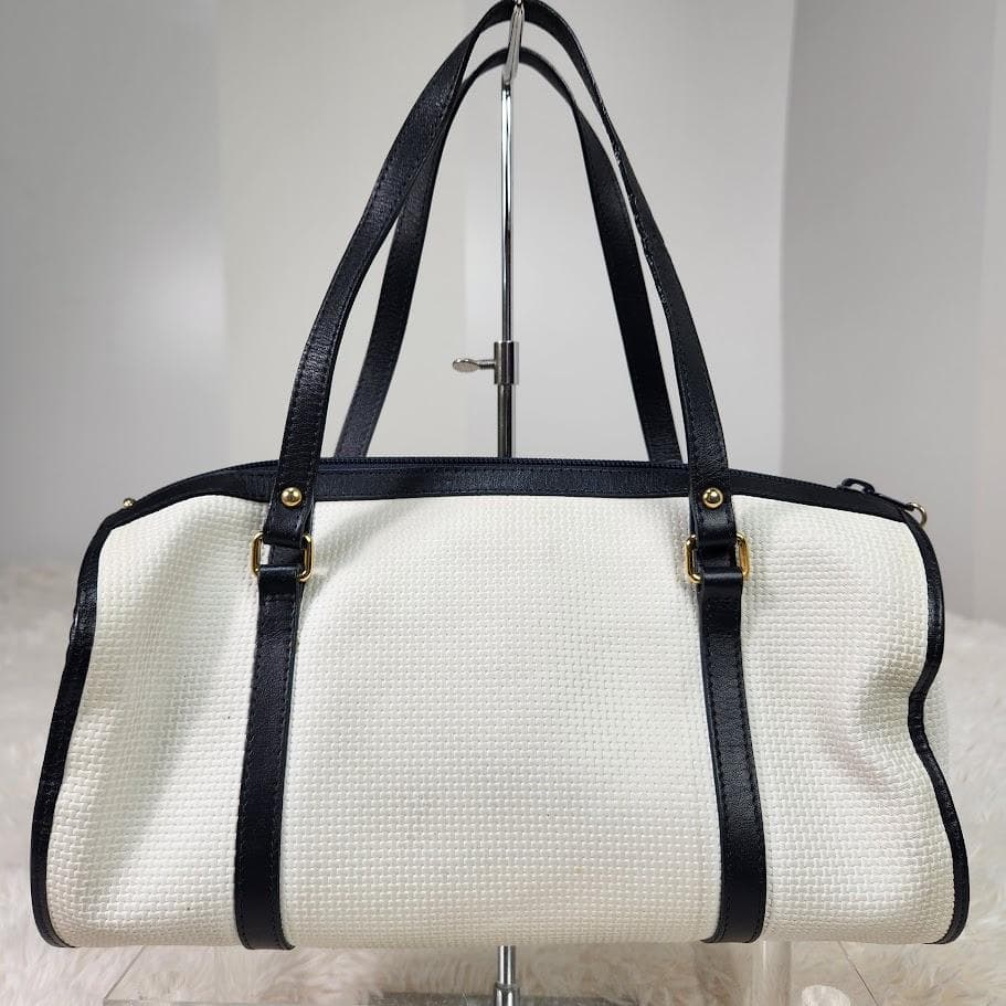 【希少】イヴサンローラン ハンドバッグ 三角ロゴ ホワイト 筒形