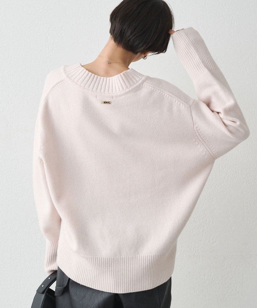 着用2回のみLOUNGEDRESS ウール100Vニット ¥18,700（税込）