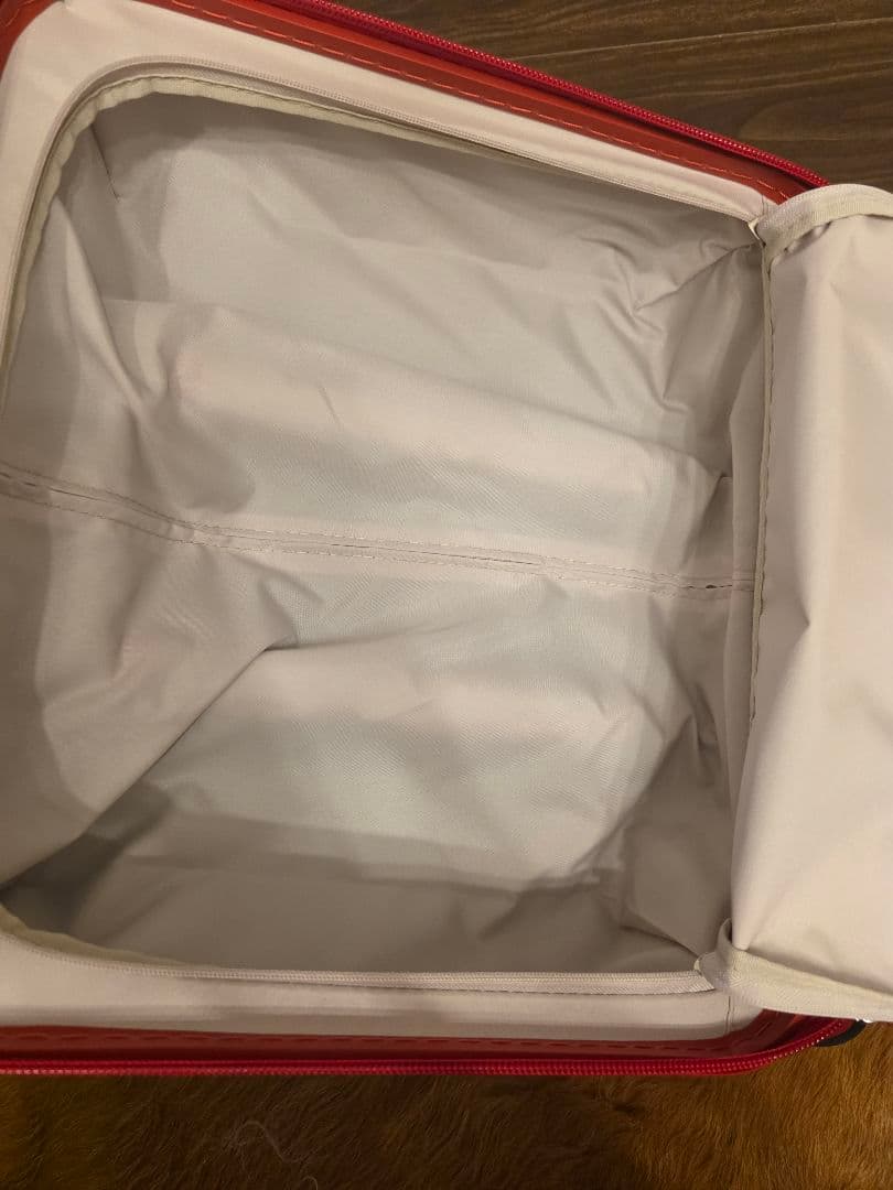 と*ん様 innovator イノベーター スーツケース 33L レッド