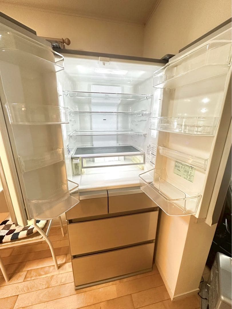 パナソニック　6ドア冷蔵庫　NR-F611PV-N 608L 美品