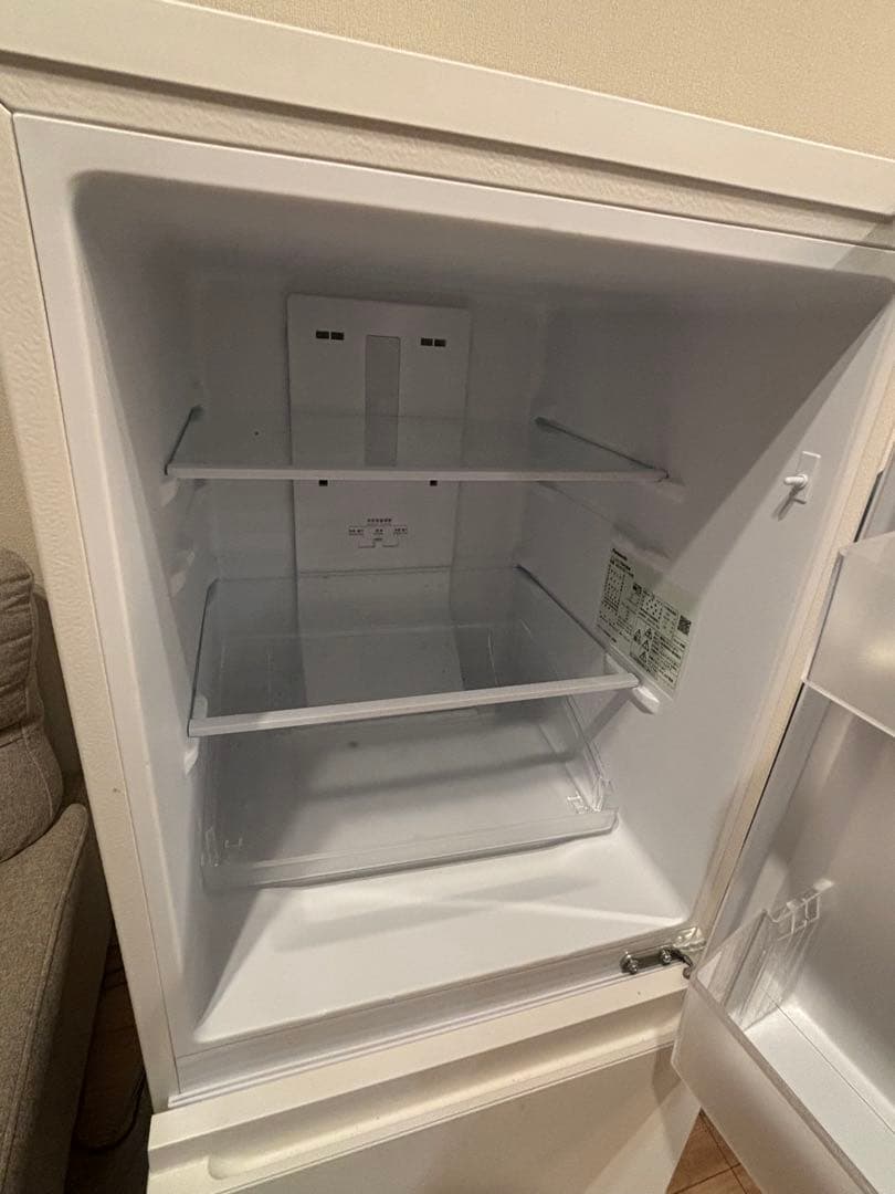 1人暮らし　冷蔵庫　パナソニック NR-B16C1-W