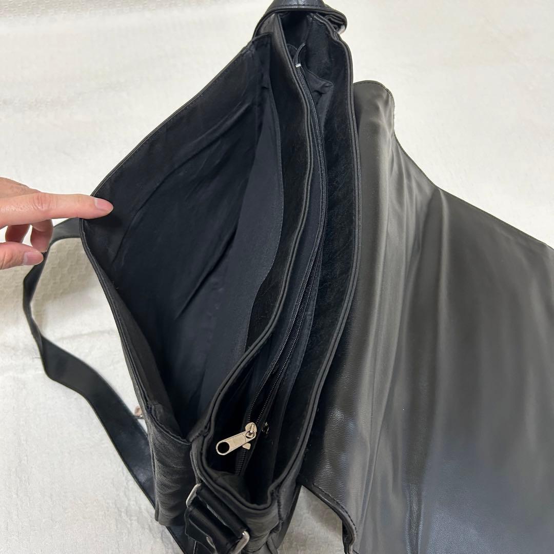 ハーレーダビッドソン　バッグ　革製品　レザー