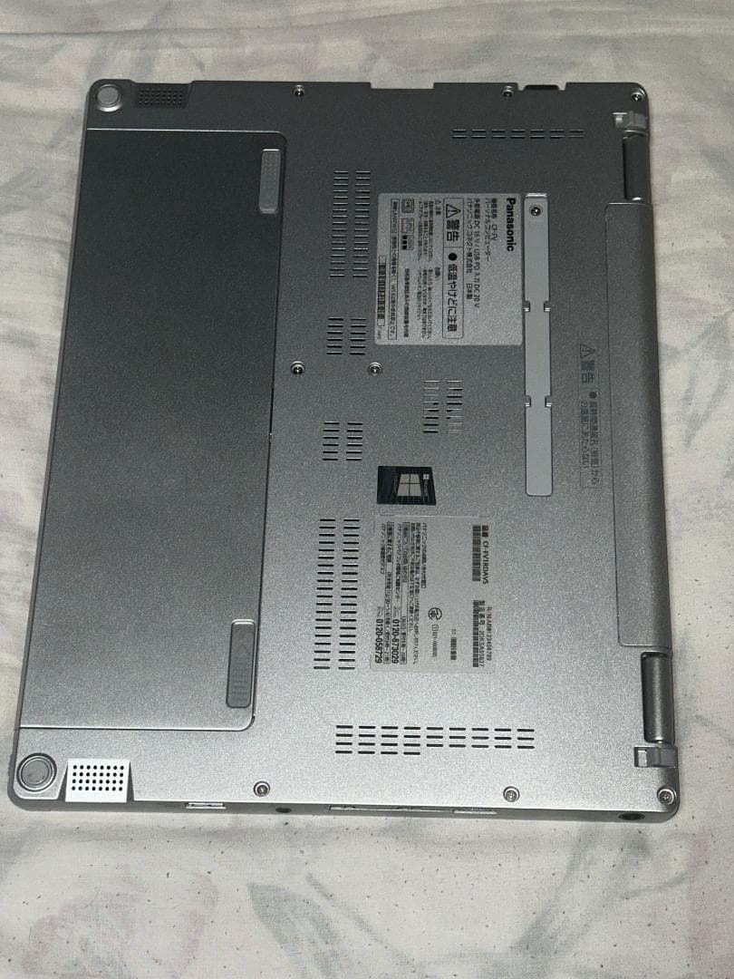 レッツノート　CF-FV1 i5 16G 256GSSD 2022年1月