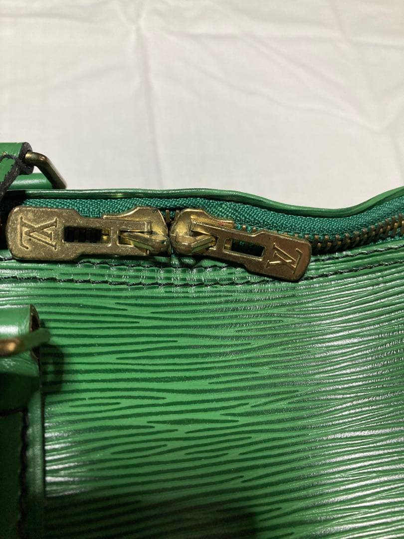 LOUIS VUITTON エピ　キーポル50