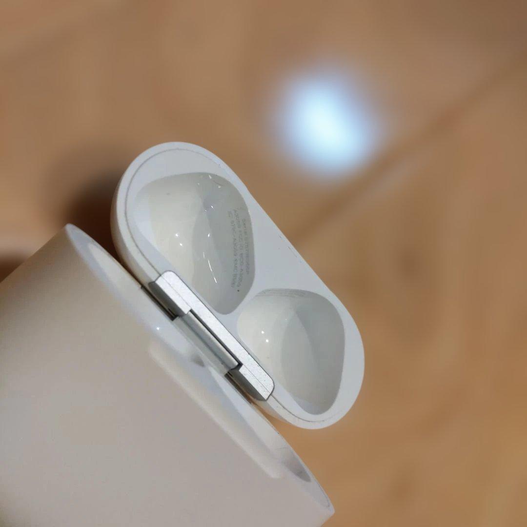 イヤホン airpods