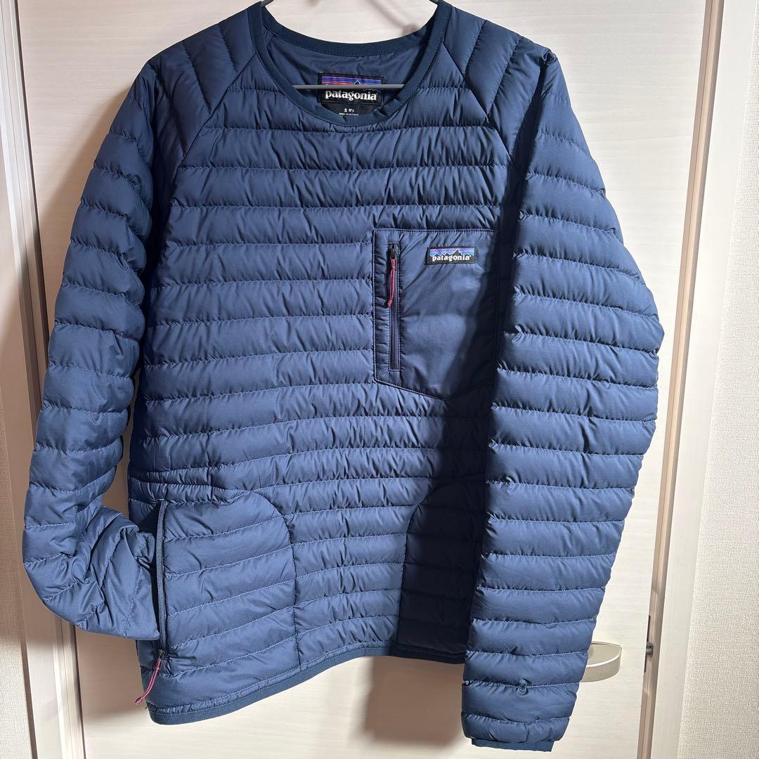 専用　patagonia ネイビー ダウンジャケット S サイレント　クルー