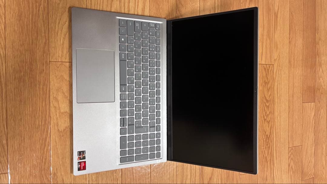 Dell Inspiron シルバー　P106f ジャンク