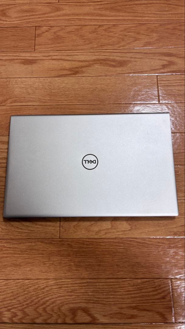Dell Inspiron シルバー　P106f ジャンク