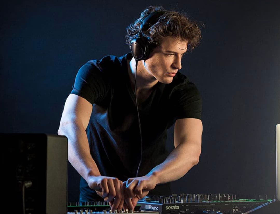 ヘッドホン V-MODA CROSSFADE M-100 Master