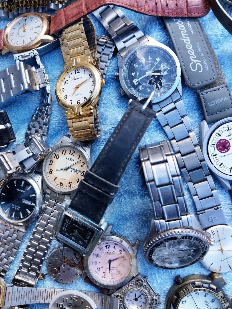 T*7様 腕時計　部品取り等　約90個　裏蓋なし　ガラスなし　中古　パーツ