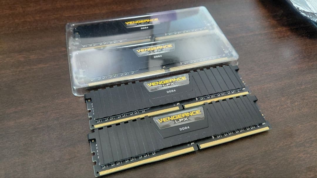 【メモリ】Vengeance DDR4 8GB 2666Hz 4枚セット